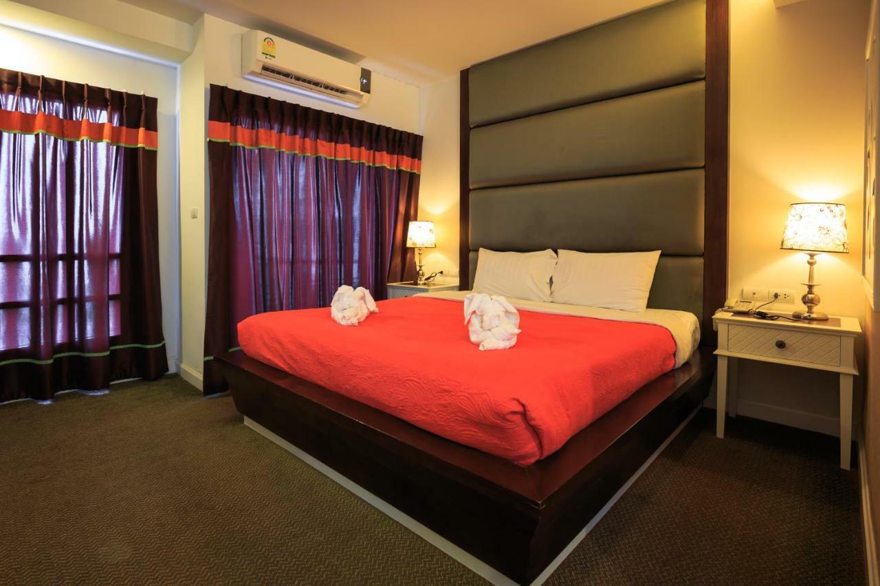 Hotel Kwan Ruen Park Nakhonratchasima Exterior foto